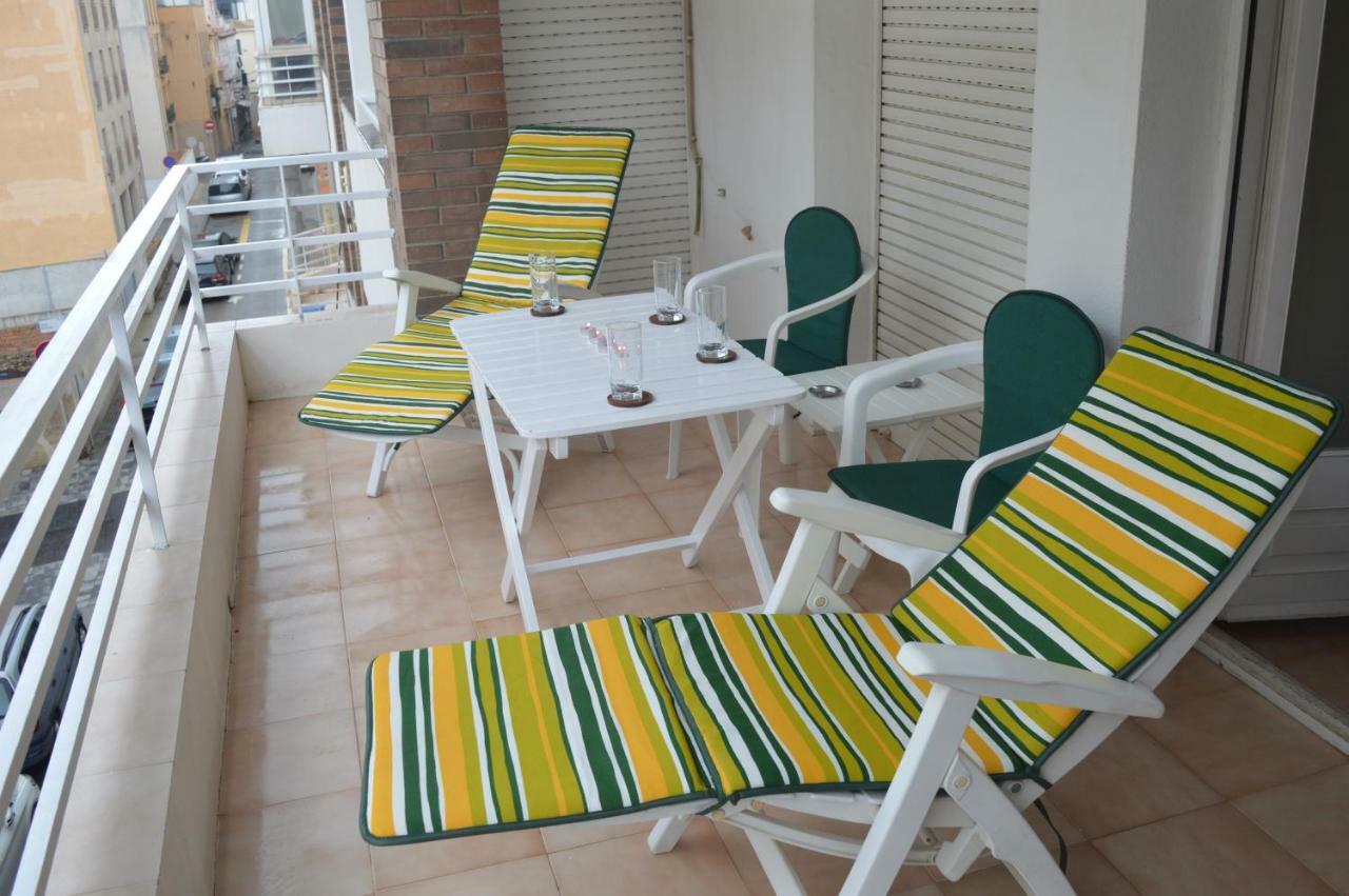 Apartamento Completo 200M Playa Apartman Roses Kültér fotó